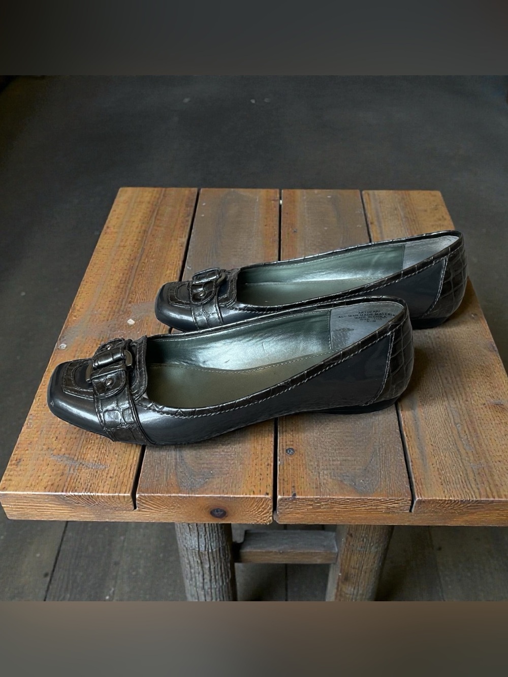 Anne Klein iFlex Metallic Gray Ballet Flats – Size 6.5M